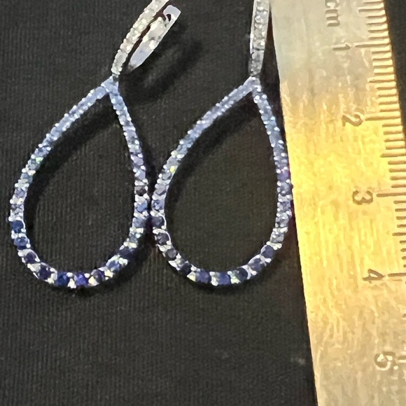 Sapphire Diamond ombre Drop Earrings in 14 K White Gold - Picture 10 of 13